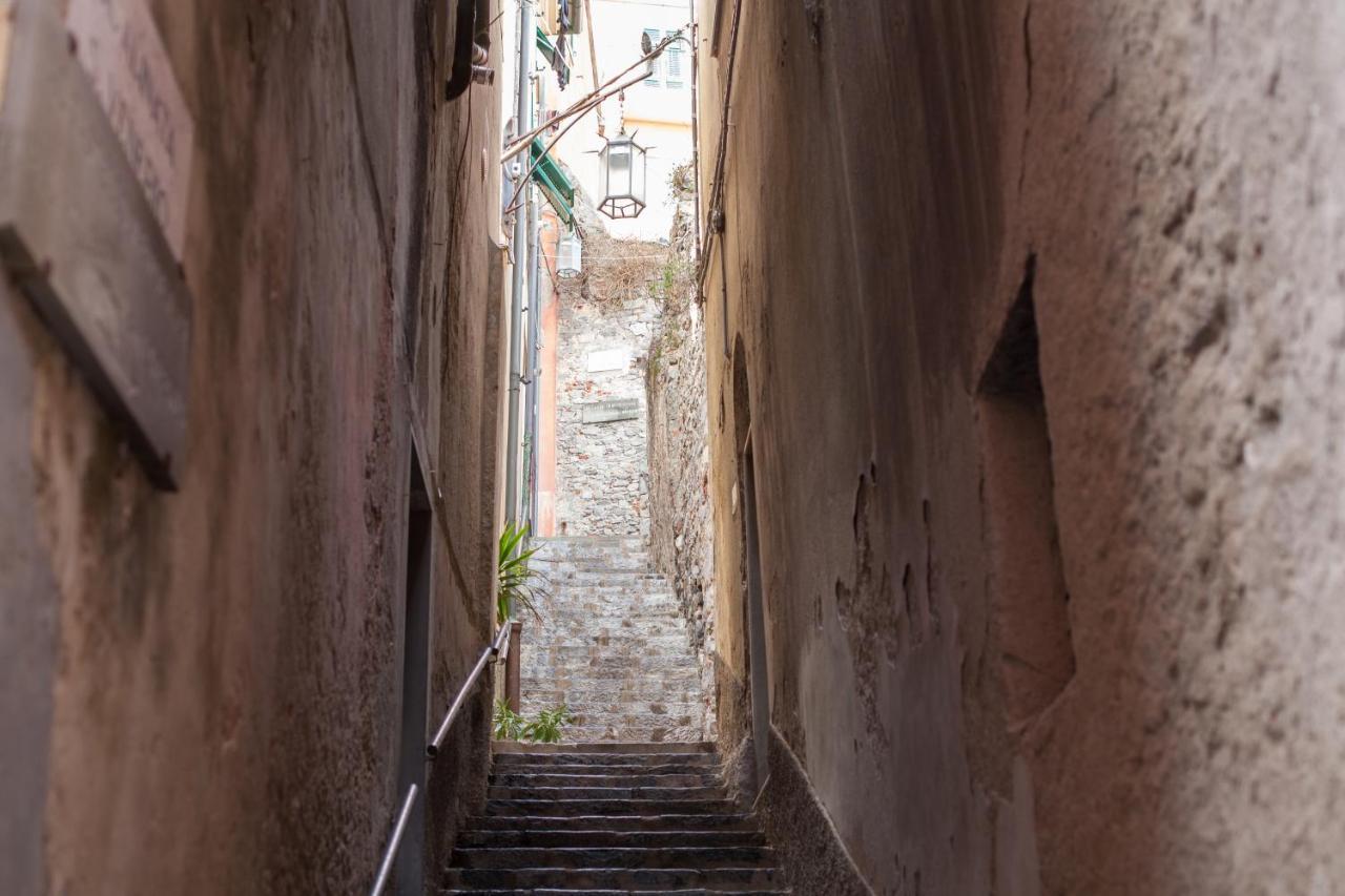 Bed & Breakfast Colonna 24 Luxury In Near 5 Terre 2*