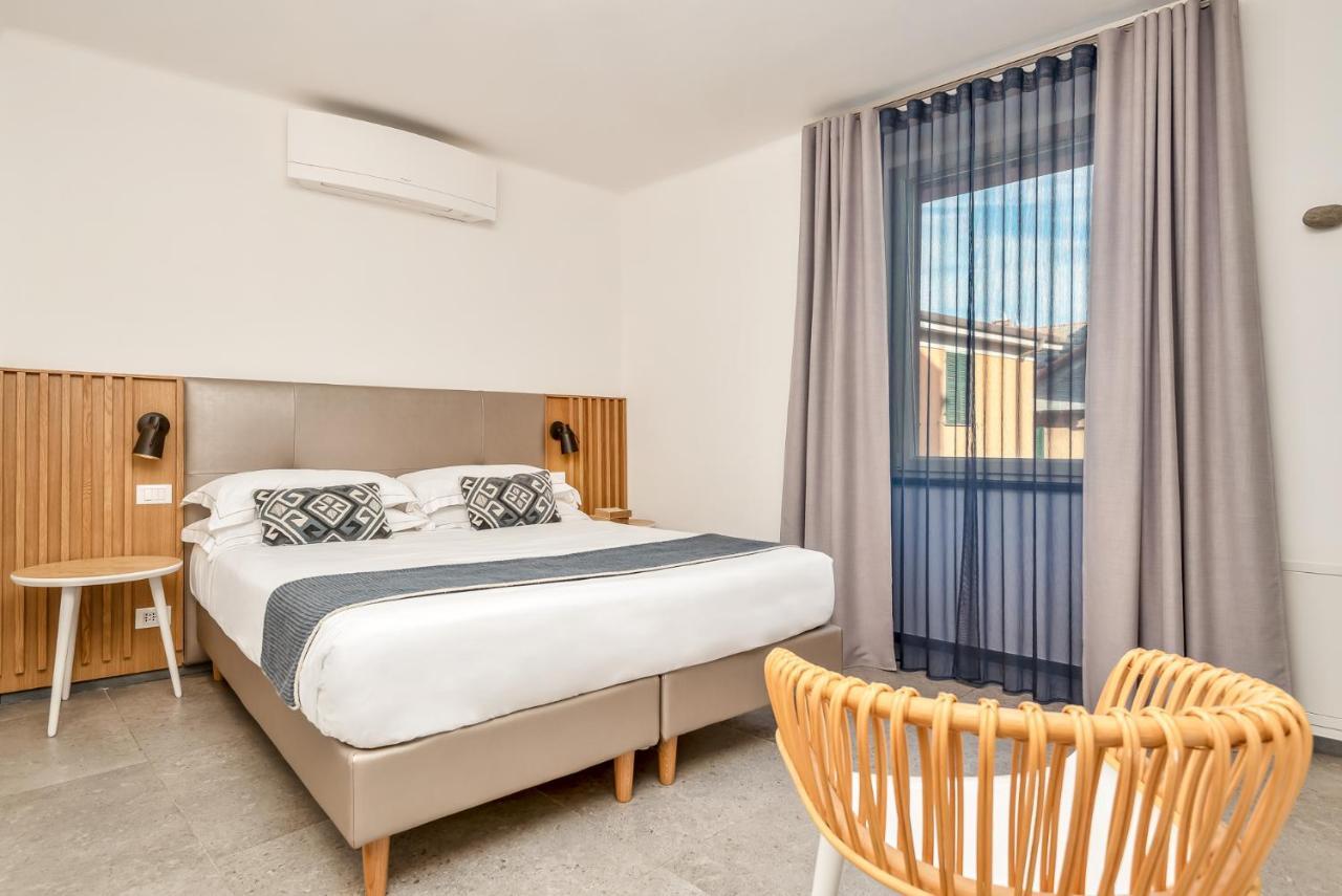 Colonna 24 Luxury In Near 5 Terre Bed & Breakfast 2*