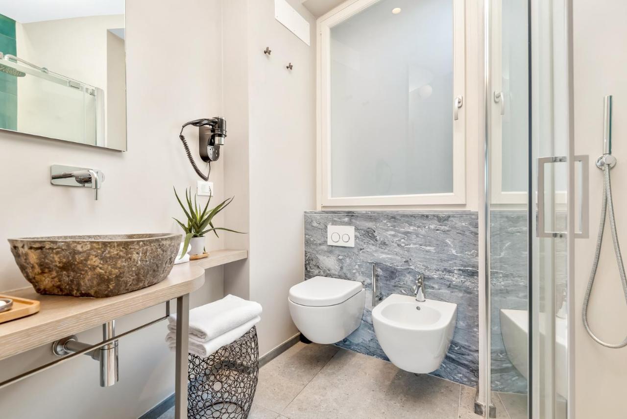 Bed & Breakfast Colonna 24 Luxury In Near 5 Terre 2*