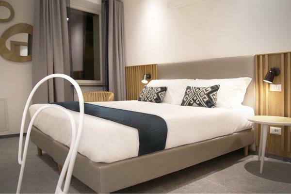 Colonna 24 Luxury In Near 5 Terre 2*